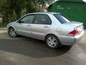 mitsubishilancersilver.jpg mitsubishilancersilver.jpg
